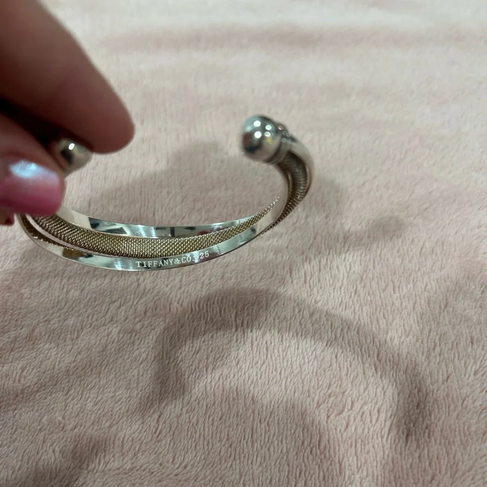 Tiffany & Co Polished Sterling Silver And Mesh Twist Cuff Bracelet 37.5 Grams - Picture 6 of 10